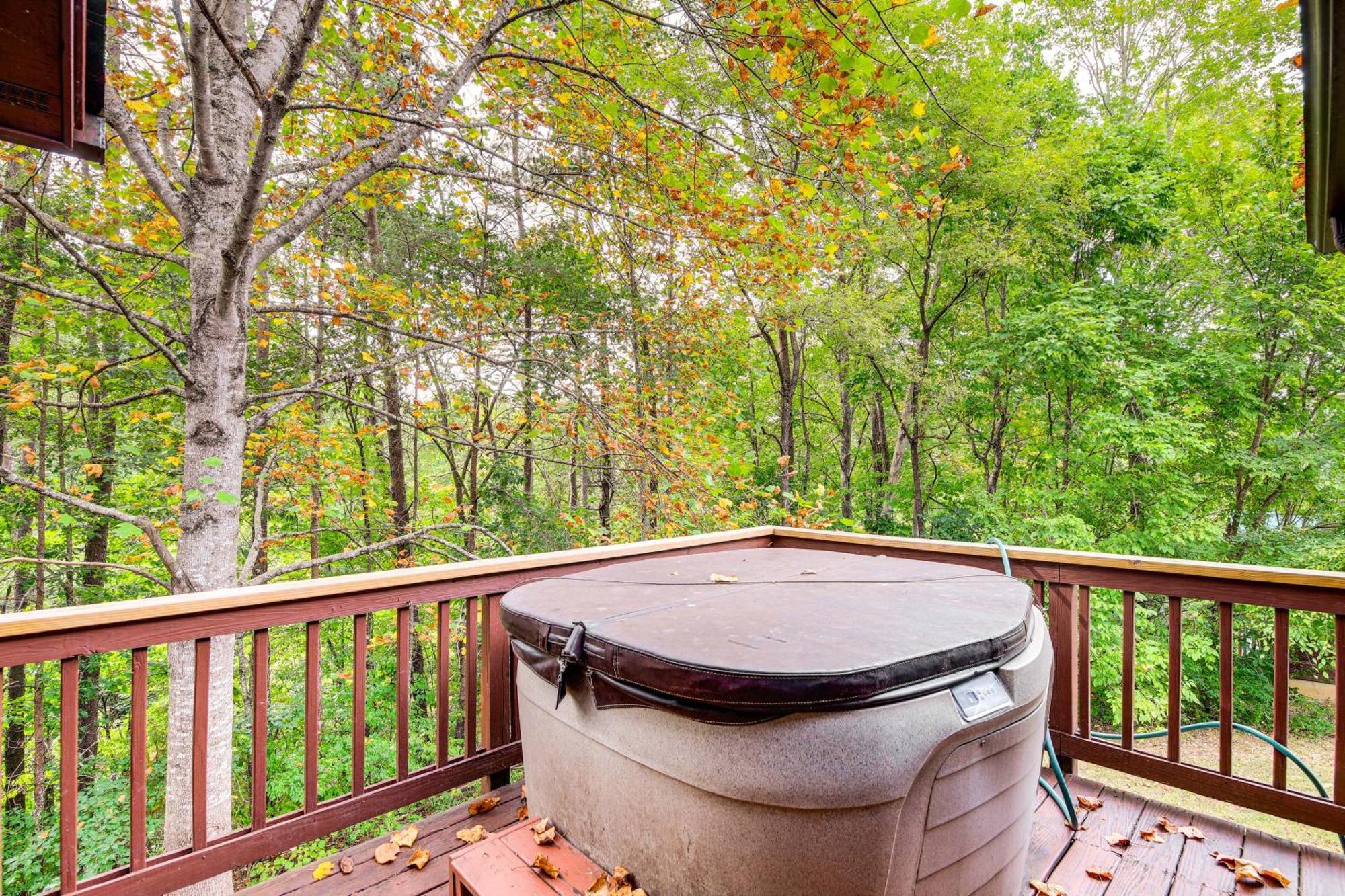 Pet-Friendly Sevierville Rental With Private Hot Tub Eksteriør billede