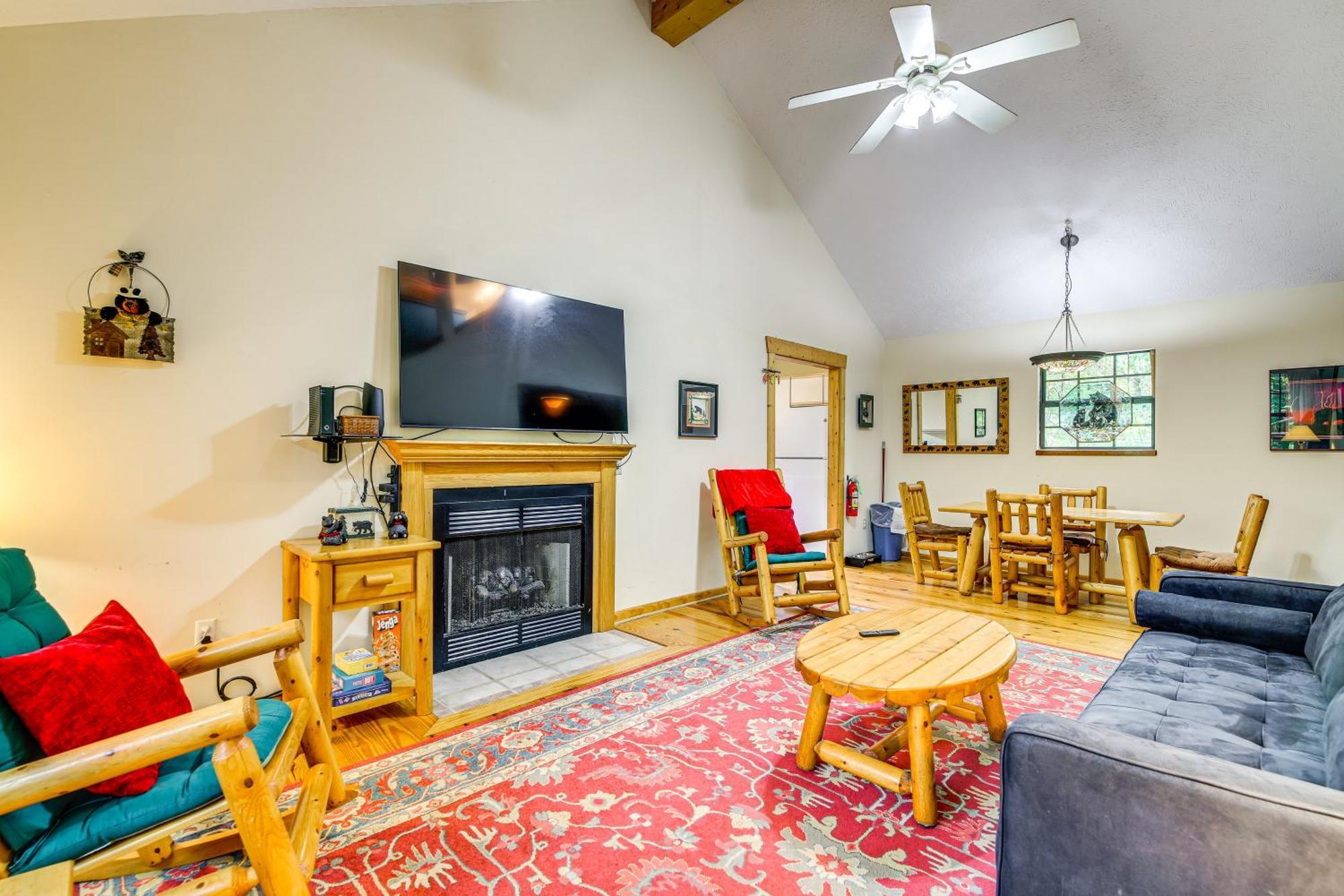 Pet-Friendly Sevierville Rental With Private Hot Tub Eksteriør billede